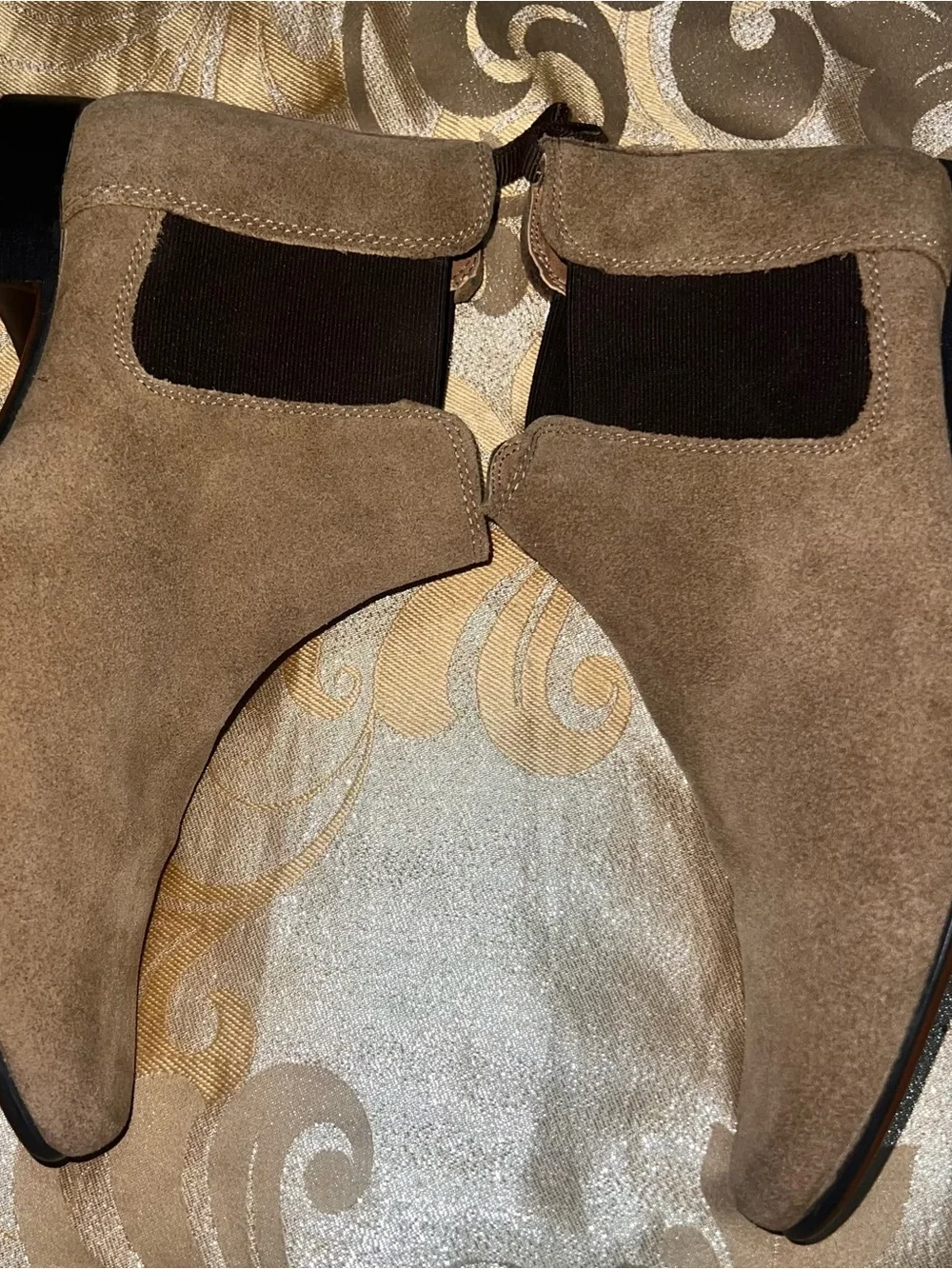 ASOS DESIGN Men’s Suade Chelsea Boots Brown-Like New Worn Once